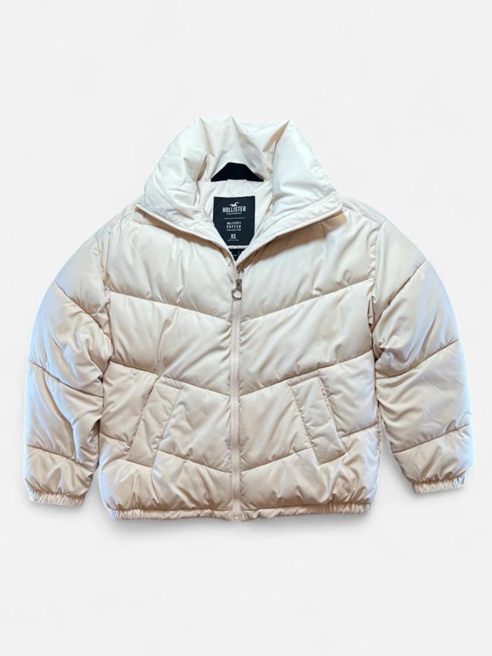 Hollister Cream Puffer Collection Jacket with Diagonal Quilting